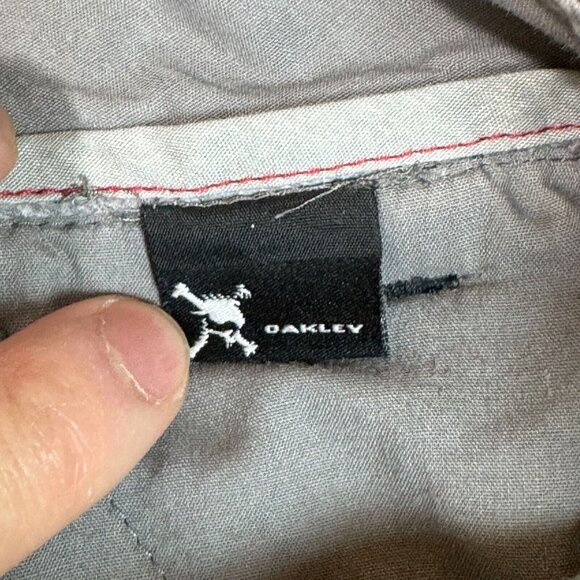 Oakley Bermuda Plaid Shorts Gray Golf Casual Active Wear Men’s Size 32W - Picture 6 of 12